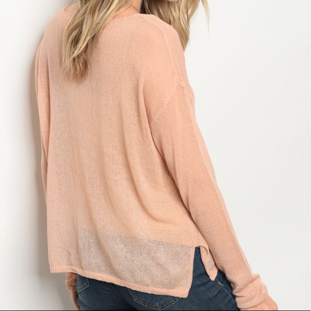 🤩Peach Long Sleeve Lightweight Knit Sweater - Picture 2 of 2
